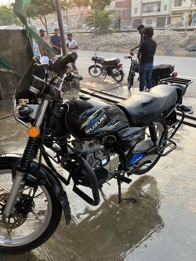 SUZUKI GS150