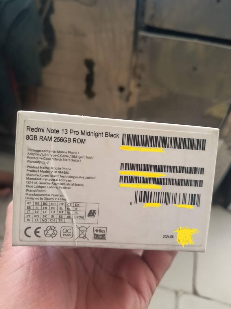 Xiaomi Redmi Note 13 Pro 12