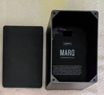 BOX & CHARGER (Garmin MARQ- GEN-1)