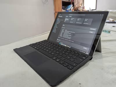 Microsoft Surface Pro 7 i5 10th gen 10/10 condition