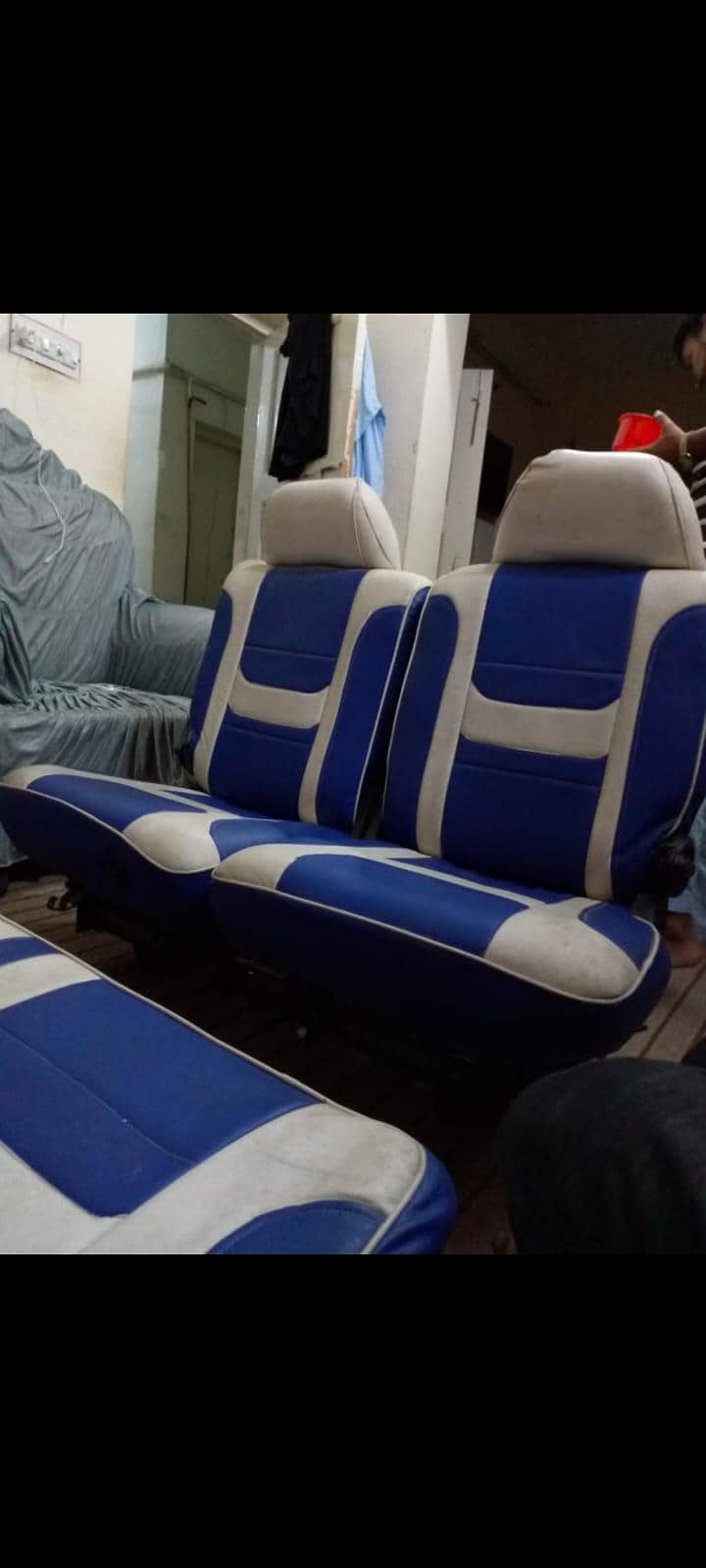 Suzuki bolan Seats 1