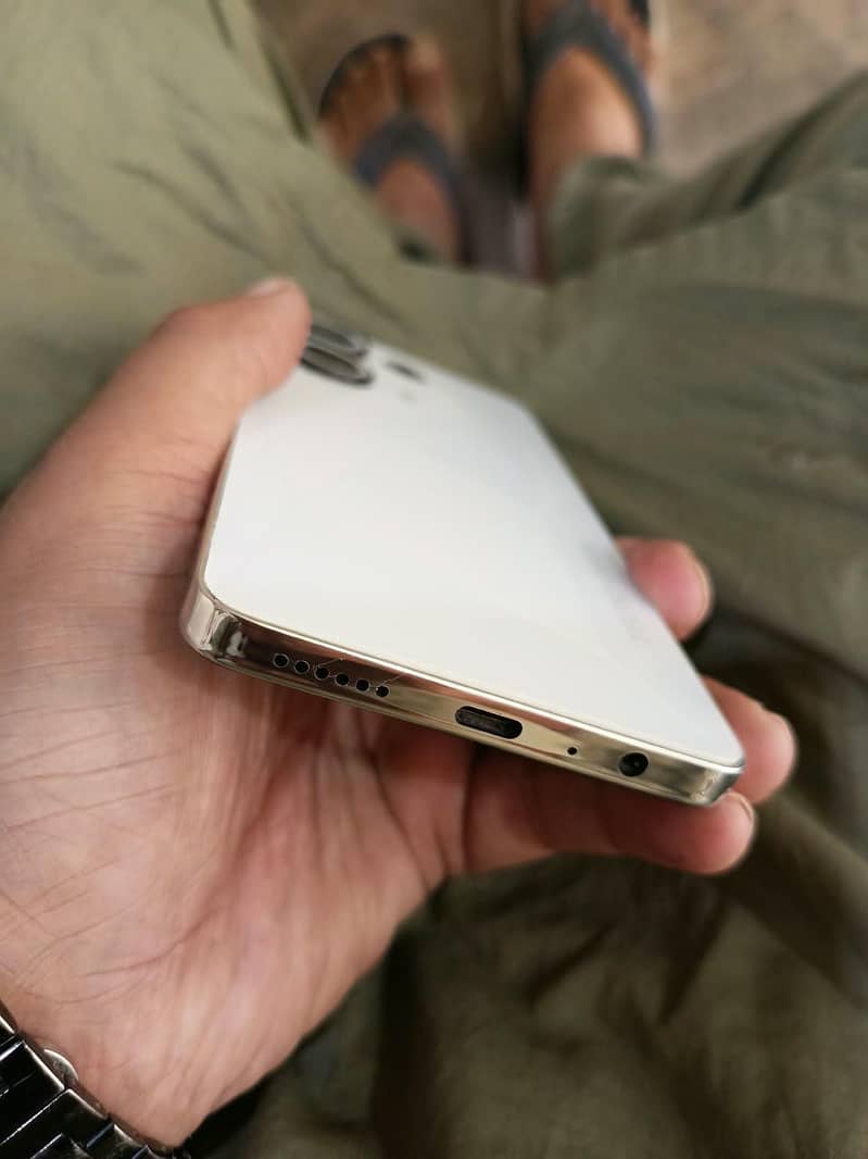 Tecno camon 20 7