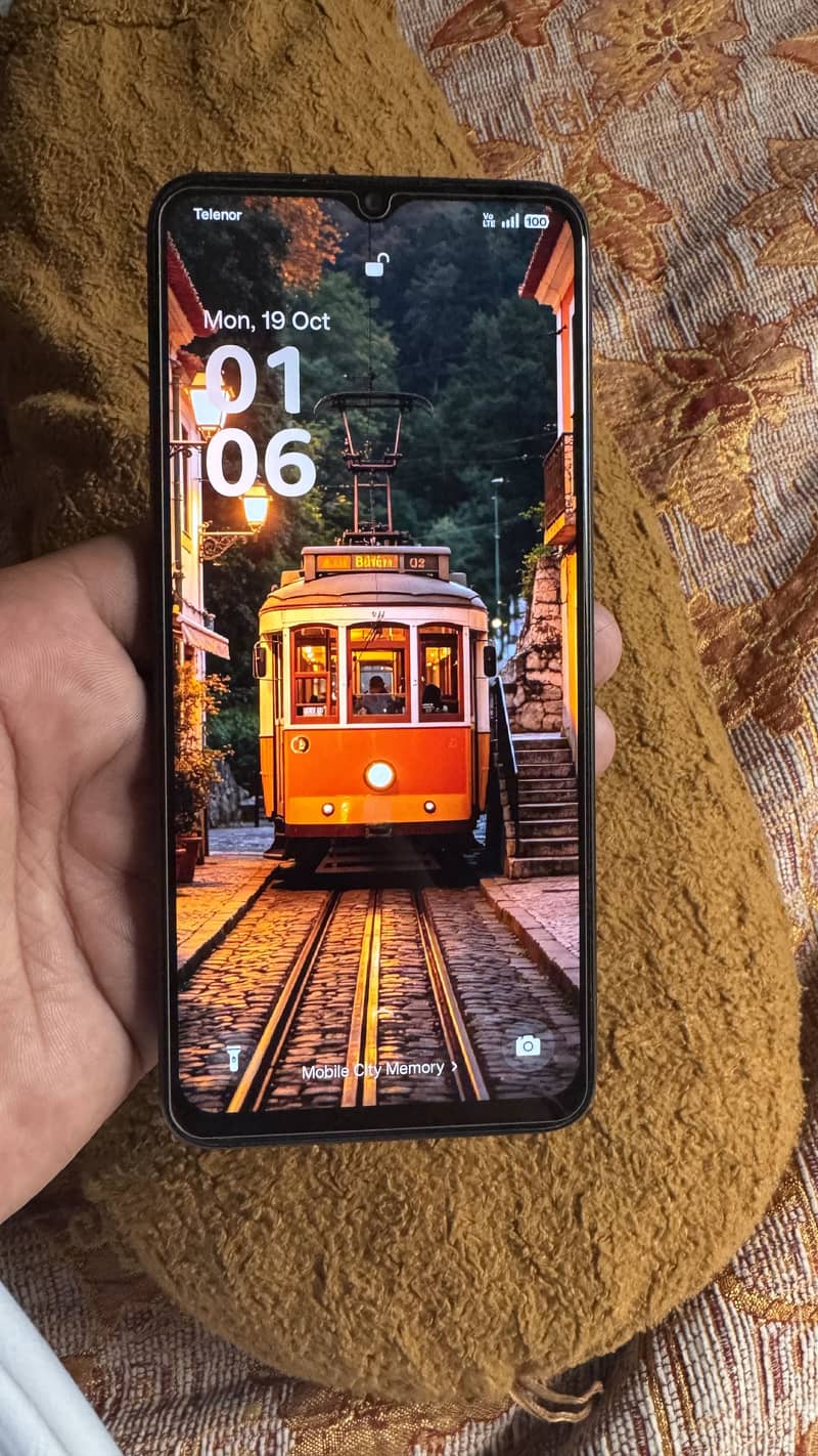 OPPO A38 0