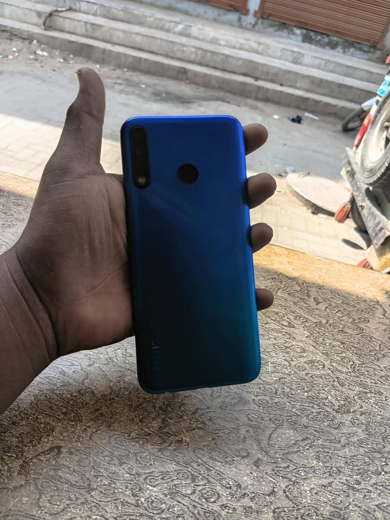 Tecno Spark 3 2