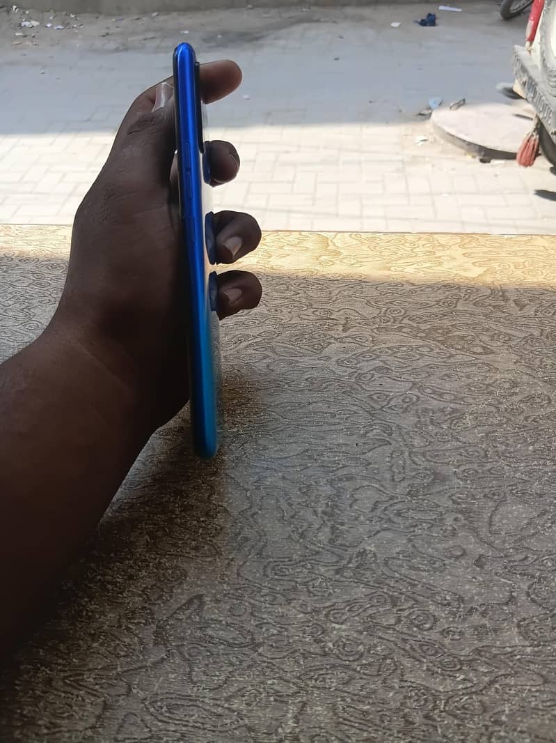 Tecno Spark 3 8