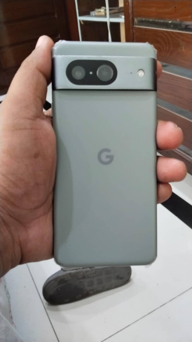 Google Pixel 8 1