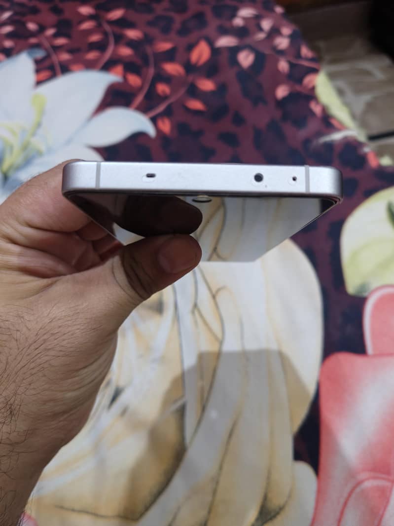 One Plus Ace 5 PTA 4