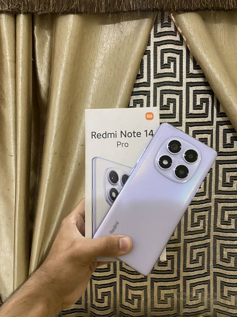 Xiaomi Redmi Note 14 Pro 0