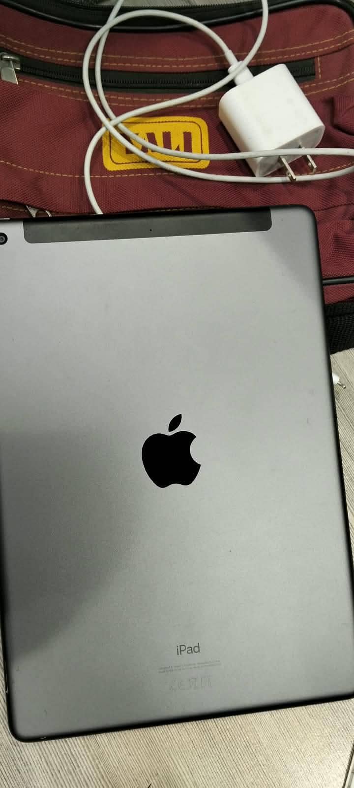Apple iPad 8th Generation 2