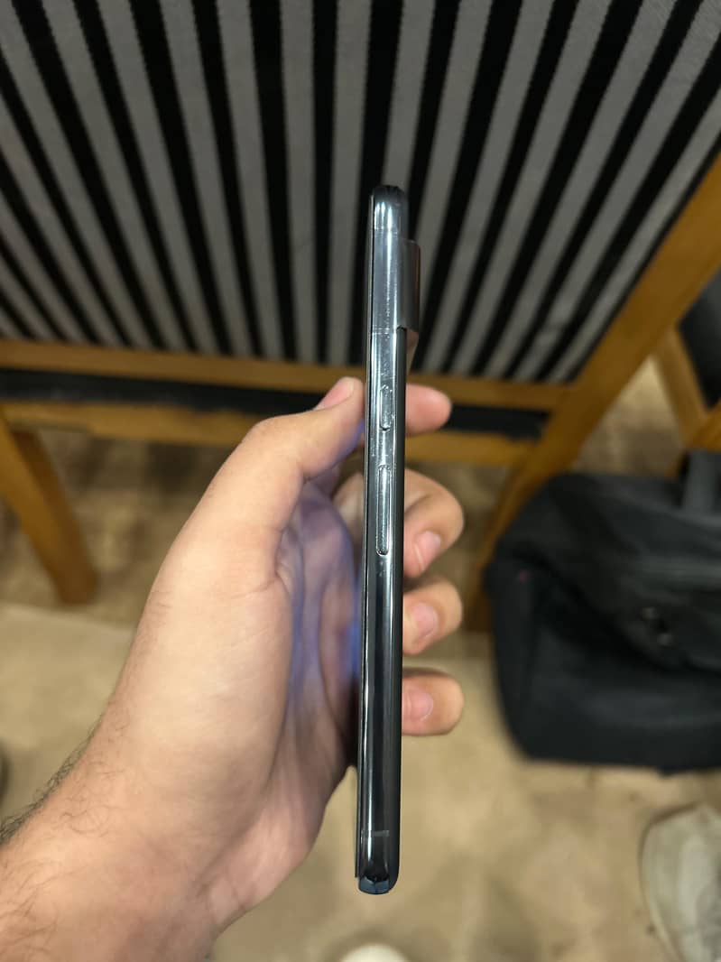 Google Pixel 8 Pro 2