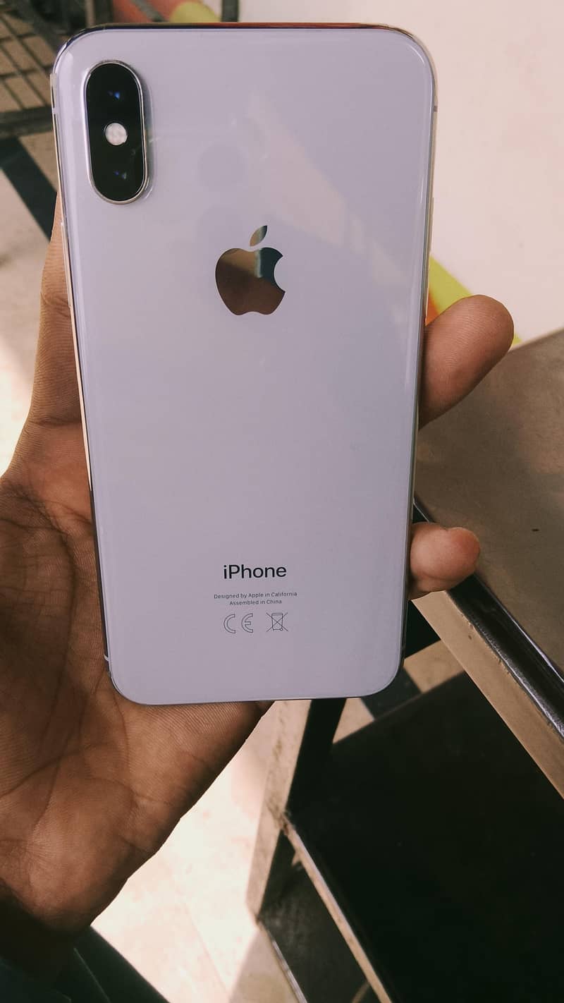 Apple iPhone X 0