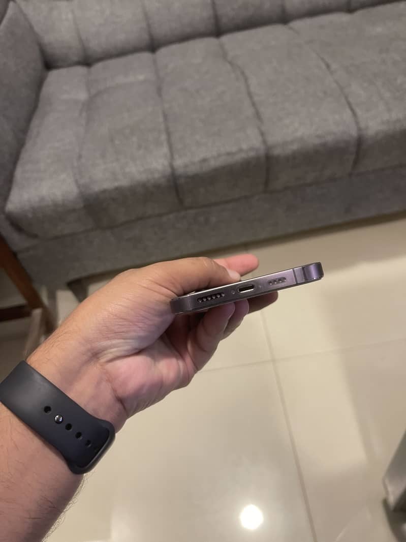 Apple iPhone 14 Pro Max 3