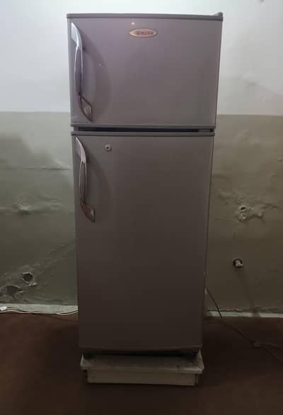 Singer Refrigerator & Freezer - 10 Cubic