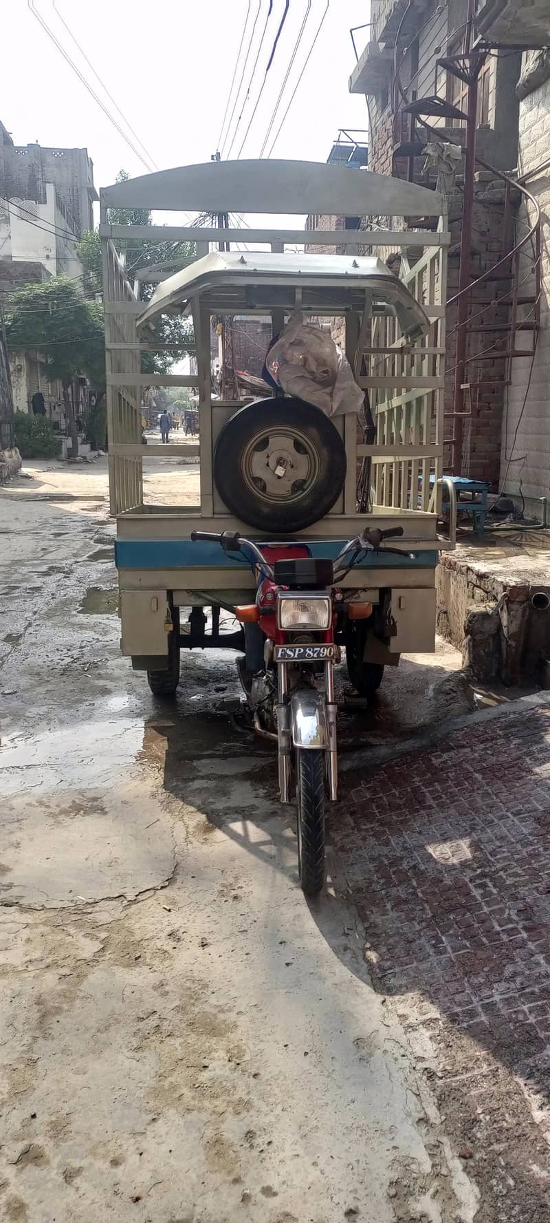 Loader riksha 1