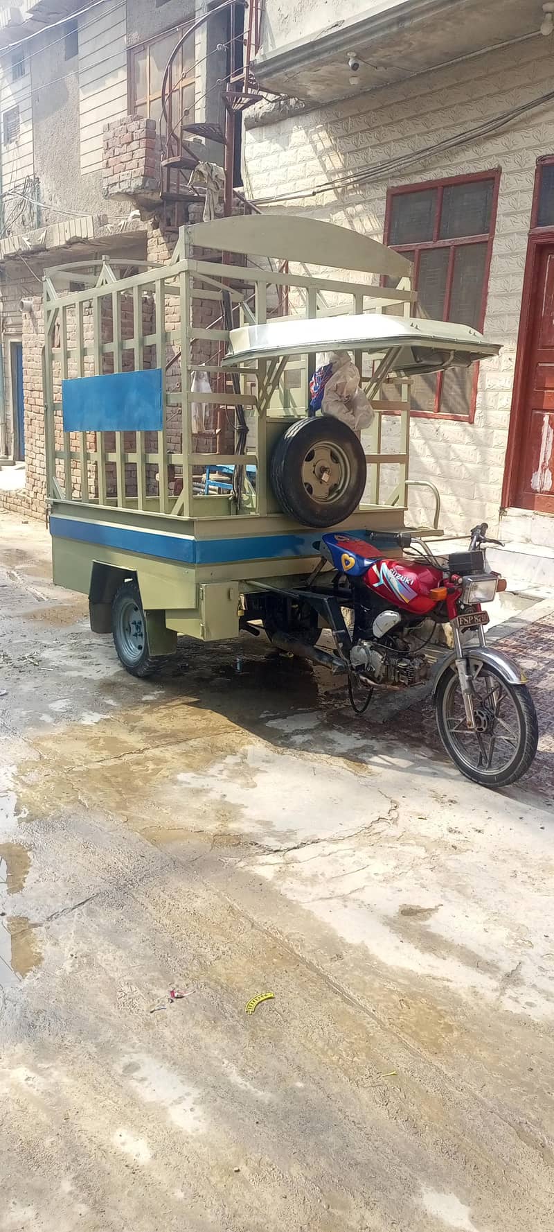 Loader riksha 5