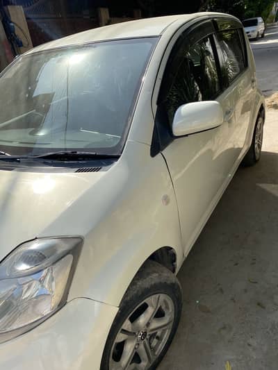 Toyota Passo 2004