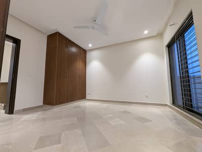 10 Marla Upper Portion For Rent