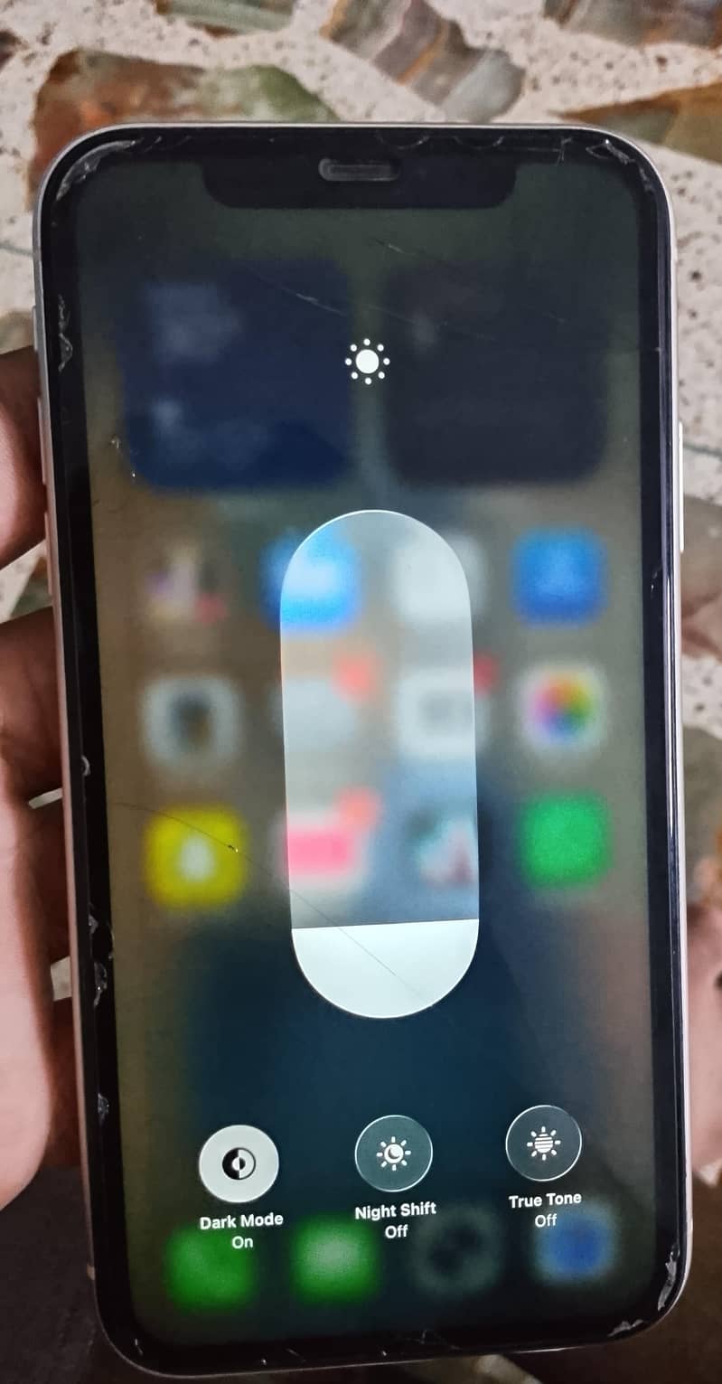 Apple iPhone 11 6