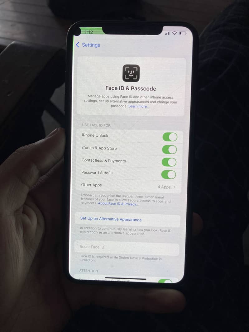 Apple iPhone XS Max 4
