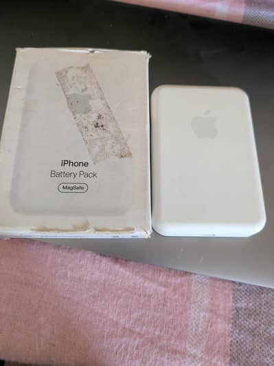 Mag safe wireless charging power bank