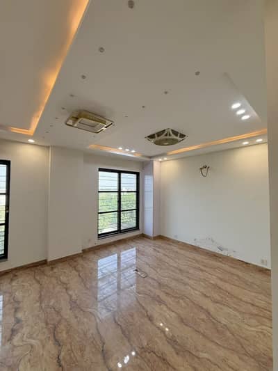 1-Bed Apartment for Sale Bahria Orchard Phase 4, Lahore