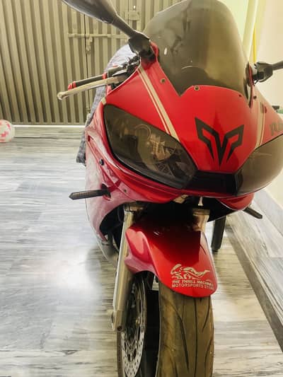 Yamaha R6 yzf