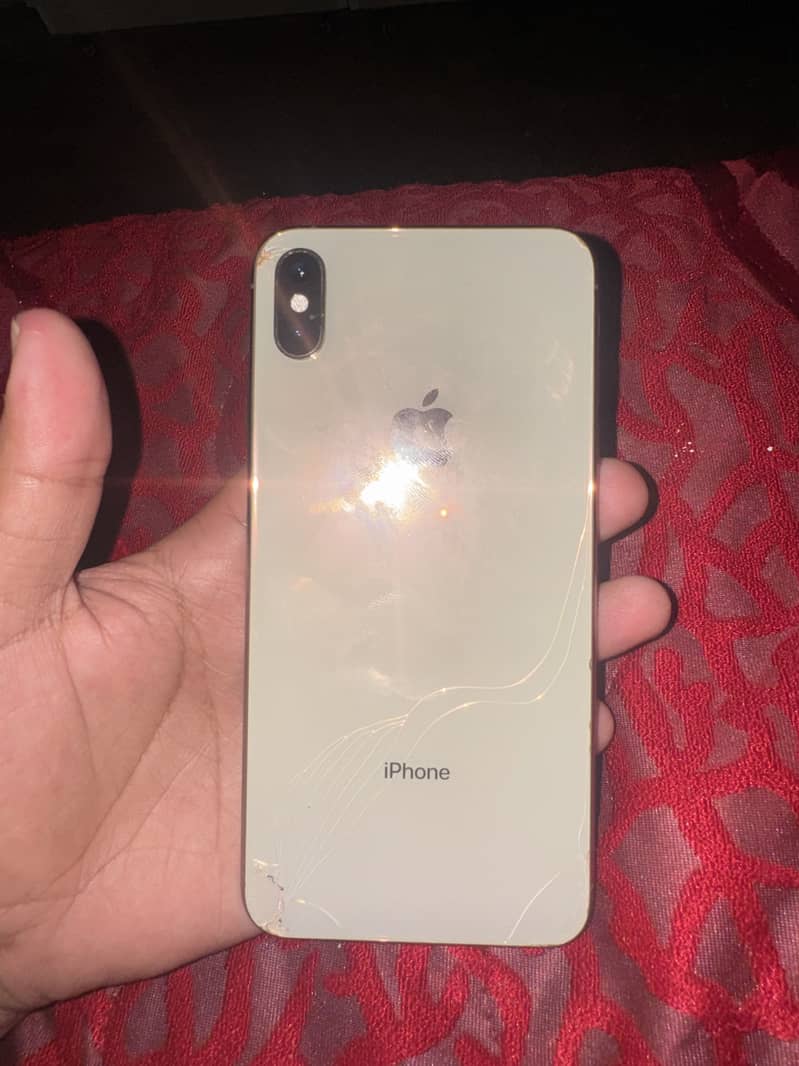 Apple iPhone XS Max 2