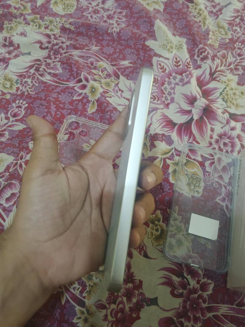 OPPO A6 1