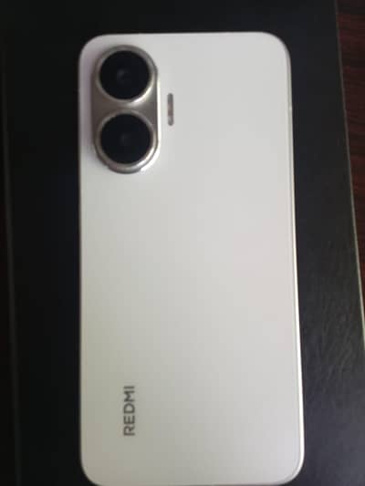 Xiaomi Redmi Turbo 4 Pro 16GB/256GB – 4 Months Used – 9/10 Condition