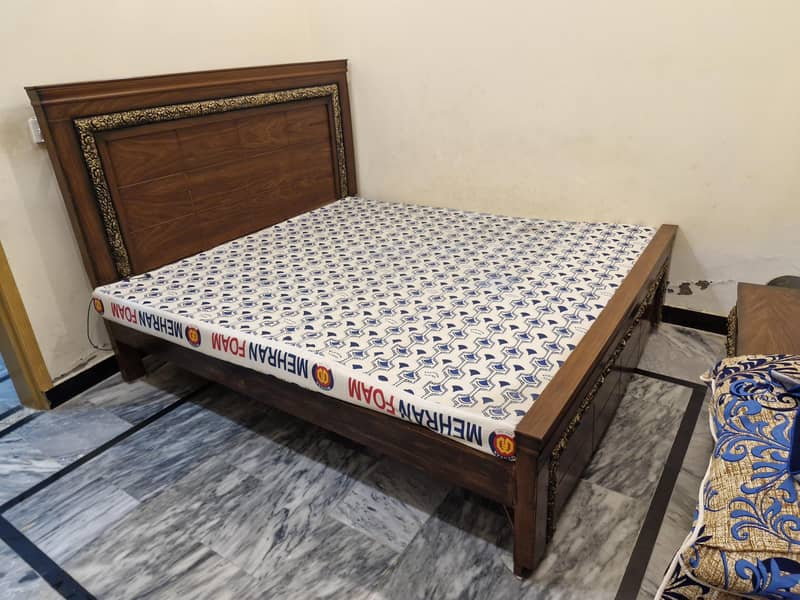 double bed set 2 side table dressing 3