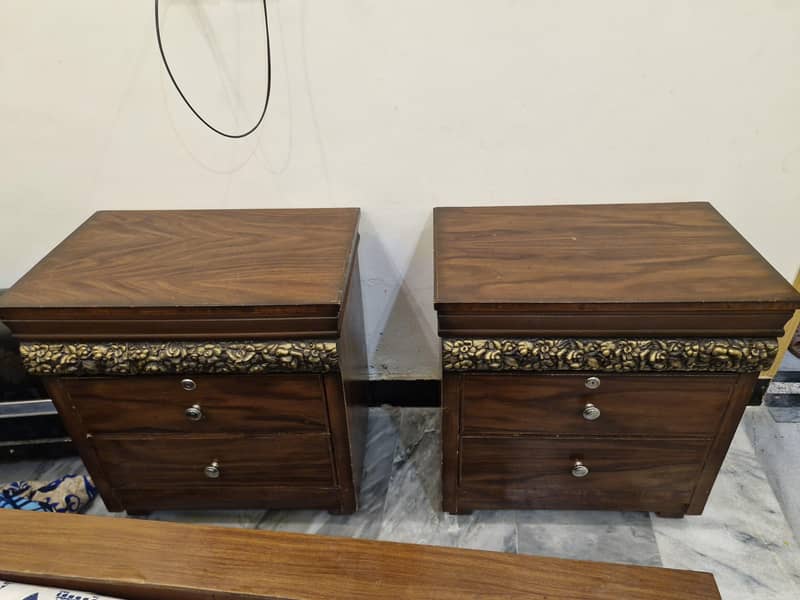 double bed set 2 side table dressing 4