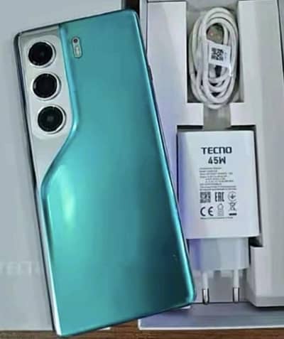 Tecno CAMON 40 Pro