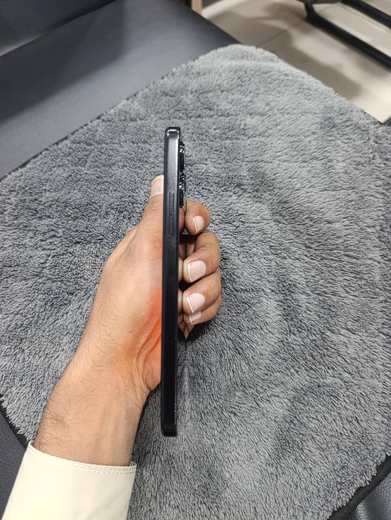 Redmi 12  8/256 3