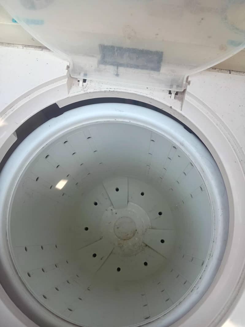 Good condition dryer 0
