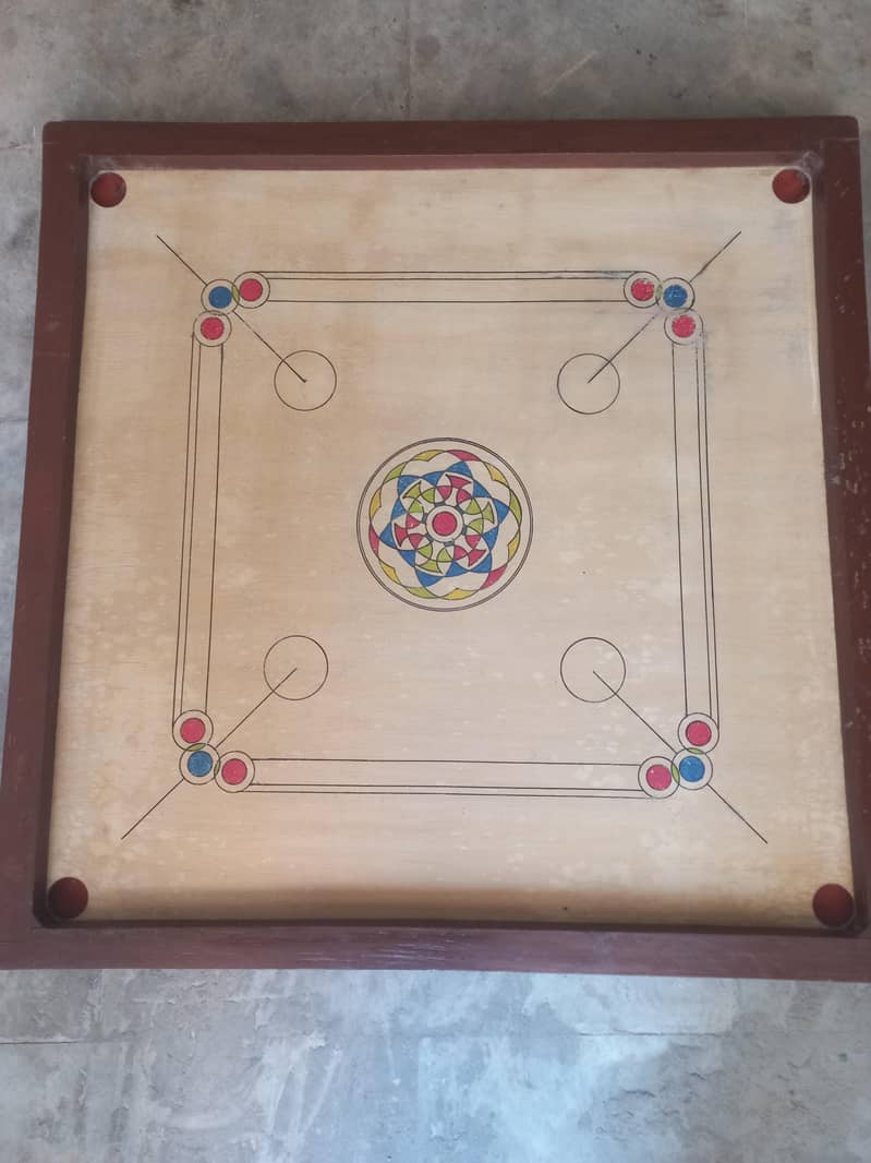 carrom board 0