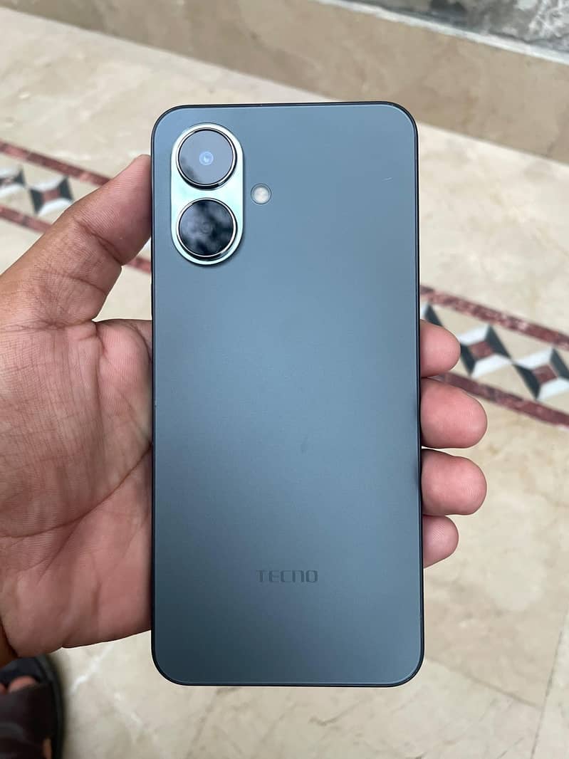 Tecno Spark Go2 0