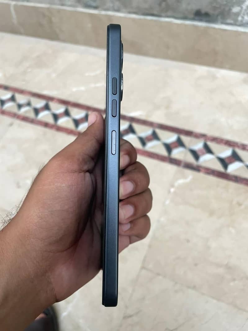 Tecno Spark Go2 3