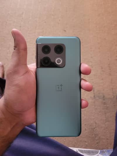 One Plus 10 Pro