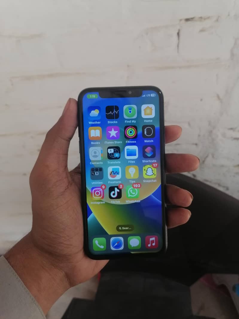 Apple iPhone X sim working 1