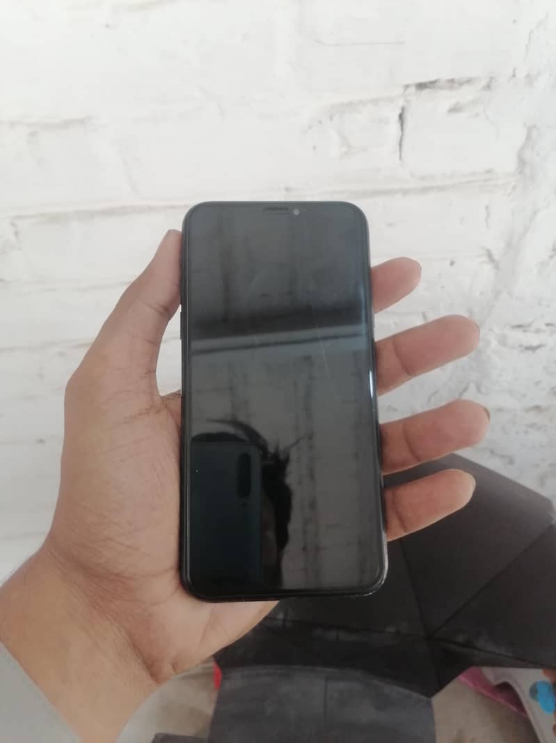 Apple iPhone X sim working 4