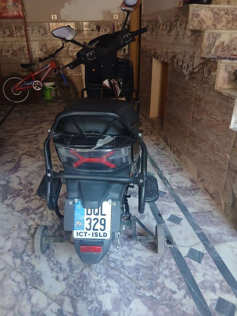Revoo 7