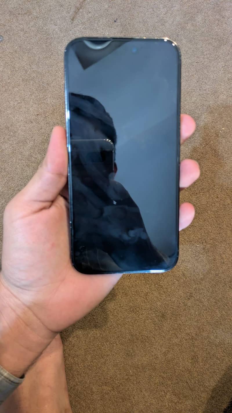 Apple iPhone 14 Pro Max 4