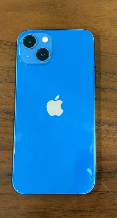 Apple iPhone 13