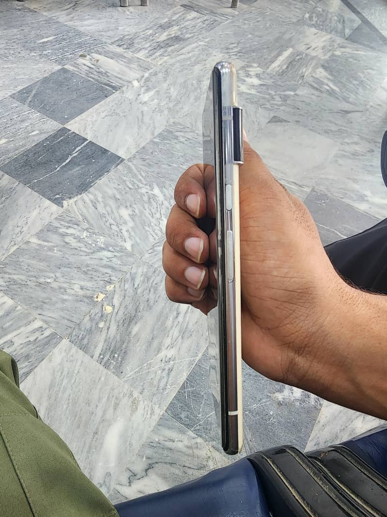 Google Pixel 6 Pro 2