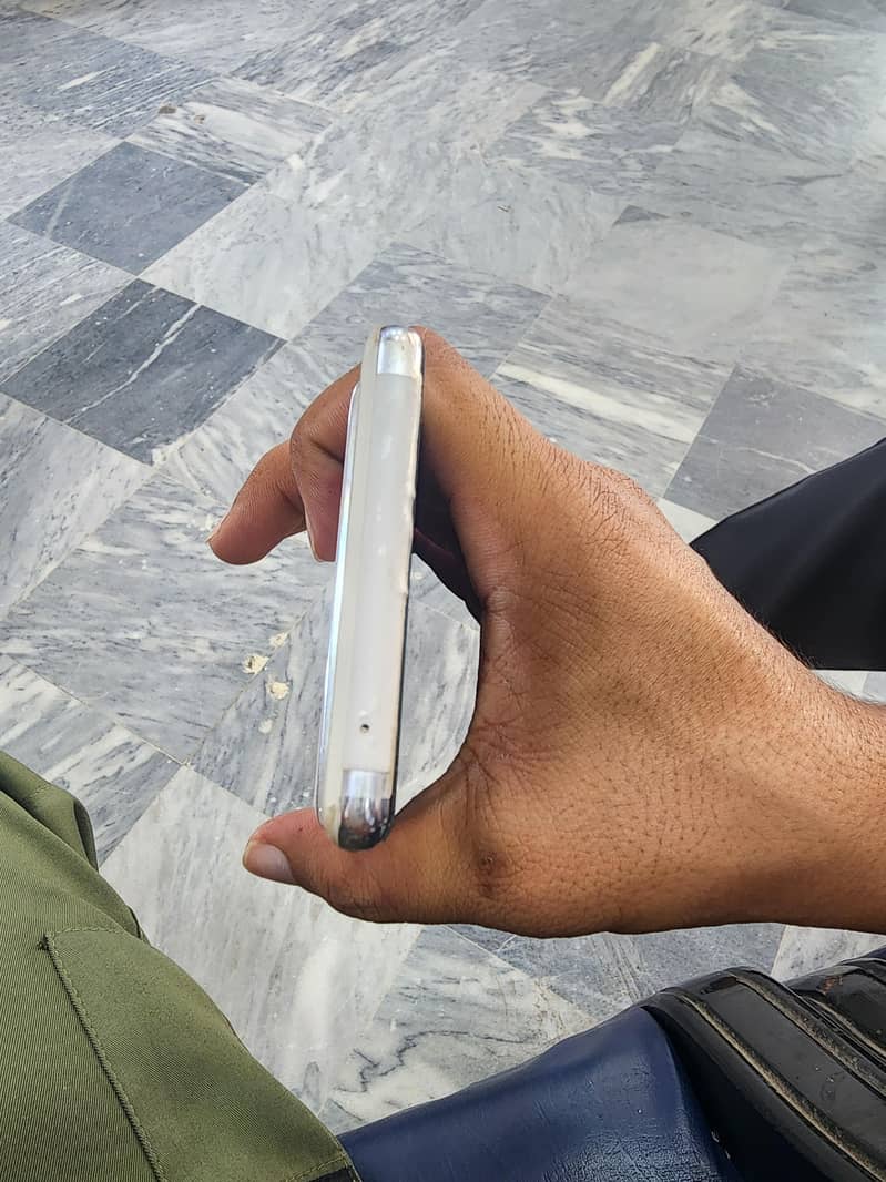 Google Pixel 6 Pro 4