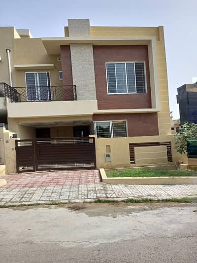 8 MARLA HOUSE FOR SALE 5 BEDROOM DOUBLE UNIT