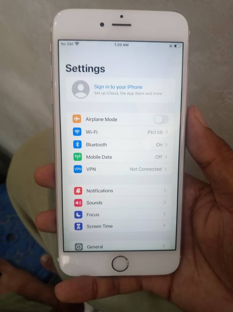 Apple iPhone 6S Plus 0