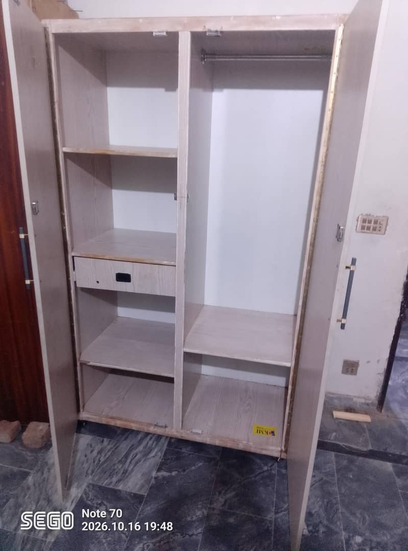 wardrobe 1