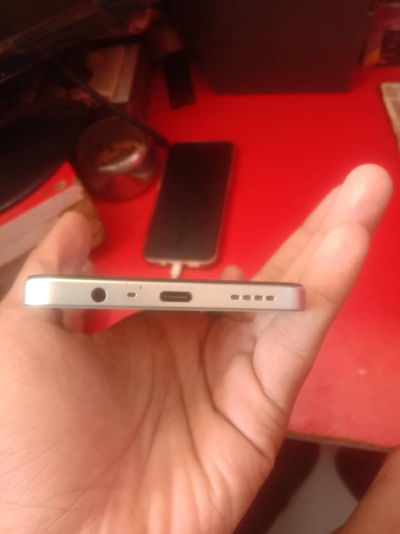 Realme Note 60x 3
