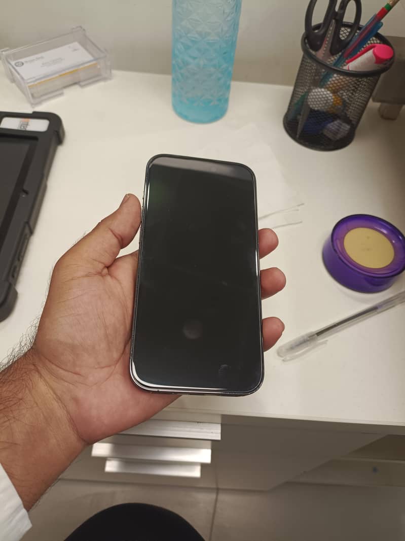 Apple iPhone 14 Pro 1